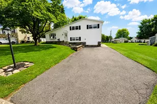 161 Dungan Rd, Southampton, PA 18966 - Photo 2