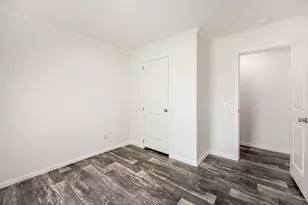 5102 Galen Dr, Morrisville, PA 19067 - Photo 10