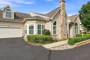 102 Villa Dr, Warminster, PA 18974 - Photo 1