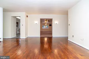 123 Mill St, Bristol, PA 19007 - Photo 12