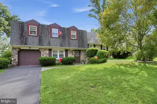 34 Fawn Dr, Southampton, PA 18966 - Photo 1
