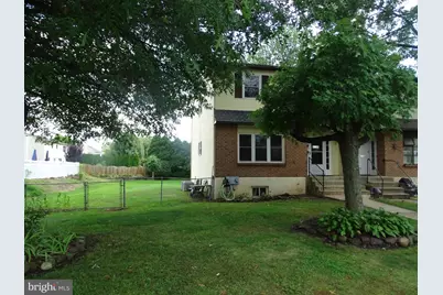 2188 Lisa Drive #B, Warrington, PA 18976 - Photo 2