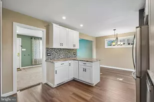 2176 Meadowview Dr, Jamison, PA 18929 - Photo 8
