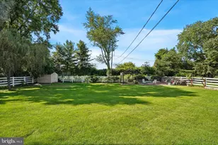 2176 Meadowview Dr, Jamison, PA 18929 - Photo 22