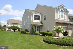 36 Honey Locust Ln, Newtown, PA 18940 - Photo 1
