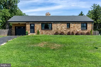 123 Holly Road, Southampton, PA 18966 - Photo 2