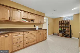 212 Somerset Cir, Chalfont, PA 18914 - Photo 32