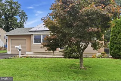 811 Arthur Avenue, Bristol, PA 19007 - Photo 2