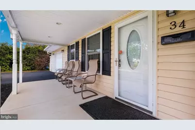 34 Maple Lane, Levittown, PA 19054 - Photo 6