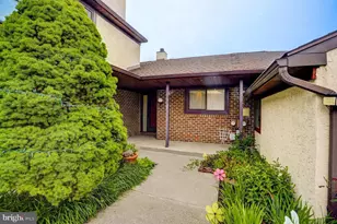 97 Palace Ct, Chalfont, PA 18914 - Photo 1