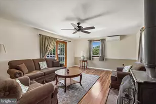 312 Elm St, Warminster, PA 18974 - Photo 2