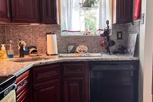 22 Hollybrooke Dr, Langhorne, PA 19047 - Photo 14