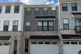 120 Brianna Ct, Chalfont, PA 18914 - Photo 2
