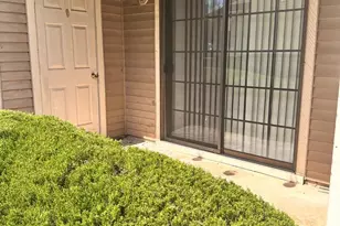 806 Barry Ct, Southampton, PA 18966 - Photo 2