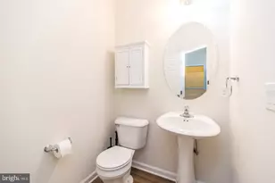 1092 Meadowview Dr, Quakertown, PA 18951 - Photo 24