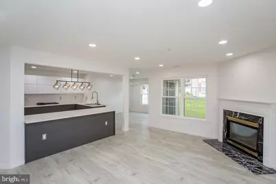 605 Julian Drive W #W, Warwick, PA 18974 - Photo 12