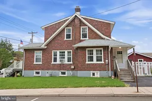 411 E Walnut St, Perkasie, PA 18944 - Photo 26