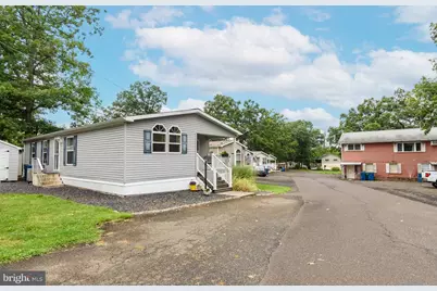 2002 Perilli Drive, Telford, PA 18969 - Photo 4