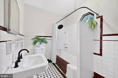 814 N Pennsylvania Avenue, Morrisville, PA 19067 - Photo 24