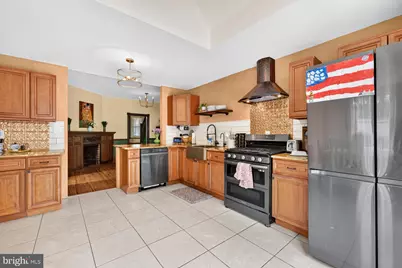 814 N Pennsylvania Avenue, Morrisville, PA 19067 - Photo 6