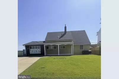 16 Honeysuckle Lane, Levittown, PA 19055 - Photo 1
