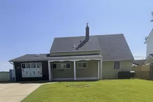 16 Honeysuckle Ln, Levittown, PA 19055 - Photo 1
