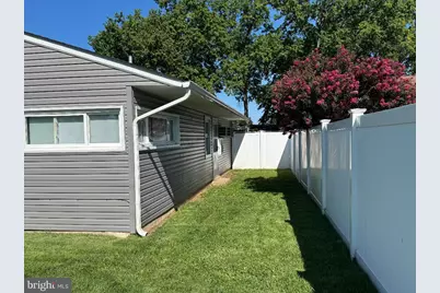 36 Forest Lane, Levittown, PA 19055 - Photo 16