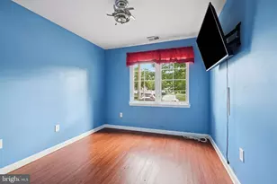 146 Naomi Ct, Levittown, PA 19057 - Photo 16