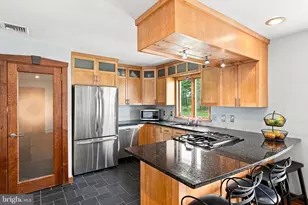 272 W Sandy Ridge Rd, Doylestown, PA 18901 - Photo 14