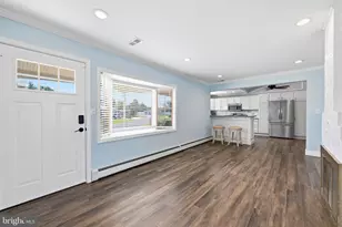 48 Beechtree Rd, Levittown, PA 19057 - Photo 2