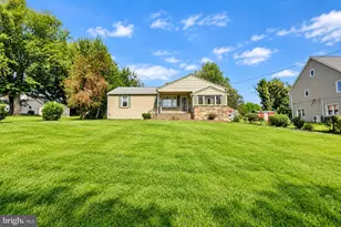 408 Central Ave, Feasterville-Trevose, PA 19053 - Photo 4