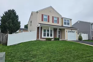1322 Bradford Ln, Bensalem, PA 19020 - Photo 2