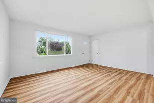 400 Maple St, Warminster, PA 18974 - Photo 8