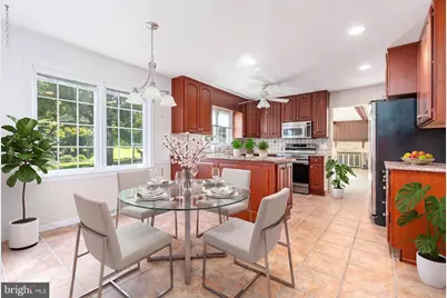 7 Averstone Drive E, Washington Crossing, PA 18977 - Photo 14