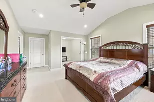 311 W Boulder Dr, Chalfont, PA 18914 - Photo 18