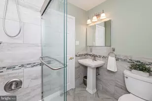 1053 Florida Ave, Bensalem, PA 19020 - Photo 18