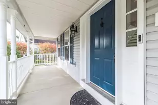 347 Beechwood Dr, Sellersville, PA 18960 - Photo 2