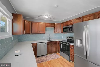 82 Kraft Lane, Levittown, PA 19055 - Photo 10