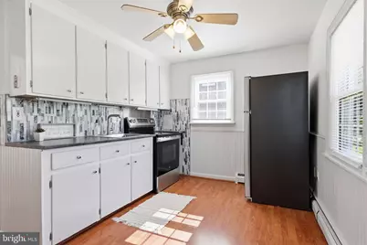 649 Hillcrest, Morrisville, PA 19067 - Photo 8