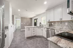 27 Violetwood Dr, Levittown, PA 19057 - Photo 12