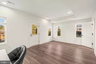 14 Diana Ln, Feasterville-Trevose, PA 19053 - Photo 4
