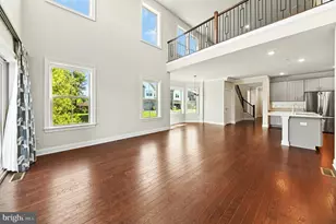 1010 Marquis Ln, Jamison, PA 18929 - Photo 8