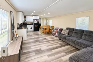 9911 Lindley Dr, Morrisville, PA 19067 - Photo 6