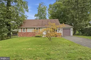402 Larchwood Ave, Feasterville-Trevose, PA 19053 - Photo 1
