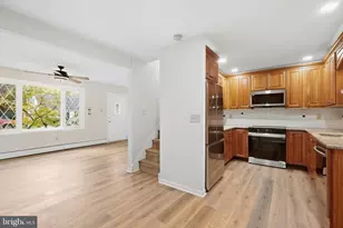 402 Larchwood Ave, Feasterville-Trevose, PA 19053 - Photo 10