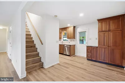 402 Larchwood Avenue, Feasterville-Trevose, PA 19053 - Photo 8