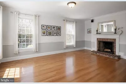25 Commanders Drive #46, Washington Crossing, PA 18977 - Photo 2