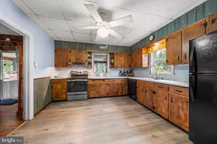 1989 Grant Rd, Coopersburg, PA 18036 - Photo 14