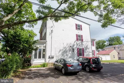 34 S Clinton Street, Doylestown, PA 18901 - Photo 2