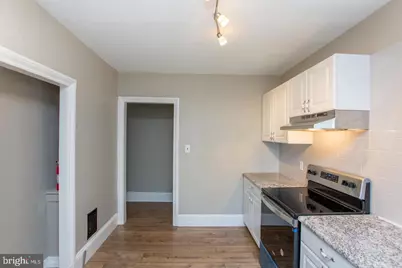 34 S Clinton Street, Doylestown, PA 18901 - Photo 12